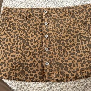 American Eagle Outfitters Leopard Print A-Line Skirt